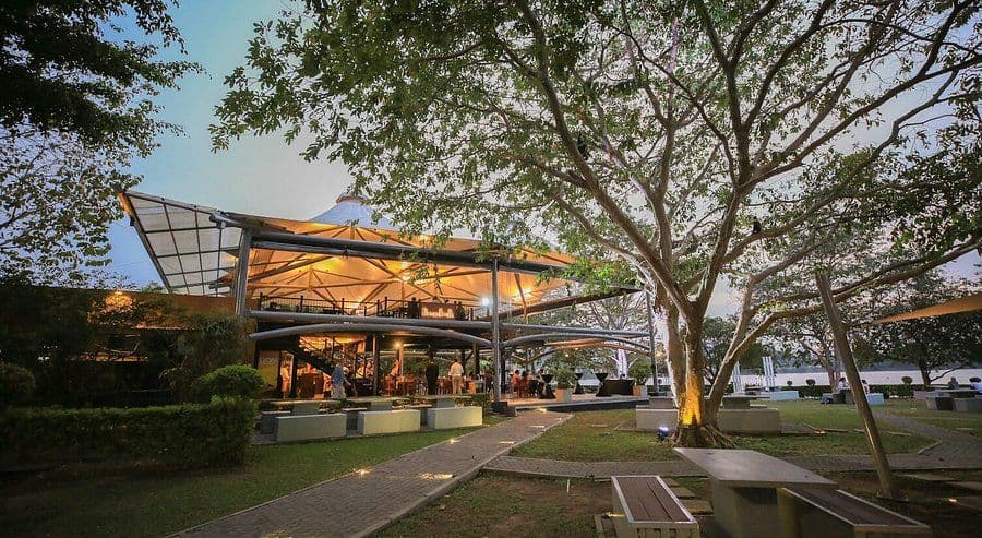 Diyatha Uyana The Lakeside Boardwalk